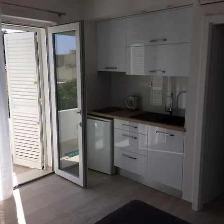In With Sea View, Balcony, Air Conditioning, Wifi 4492-4 Appartamento Podgora