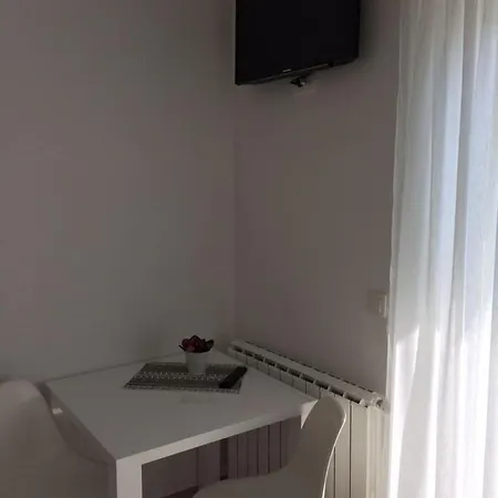 In With Sea View, Balcony, Air Conditioning, Wifi 4492-4 Podgora (Split-Dalmatia)